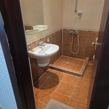 公寓 Miramar Palace *